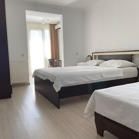 Gulnasi'S Guesthouse Батуми Екстериор снимка